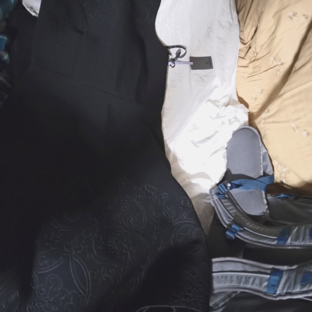 Vera wang size 4 dress black